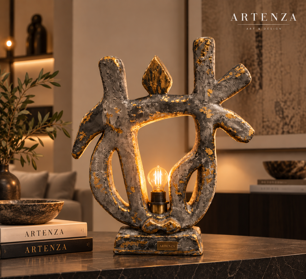 Lampada Scultorea “Khayal” in Cartapesta e Patina – 40 cm